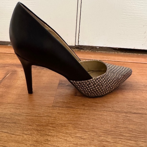 Audrey Brooke black and snakeskin heels​ - Picture 3 of 8